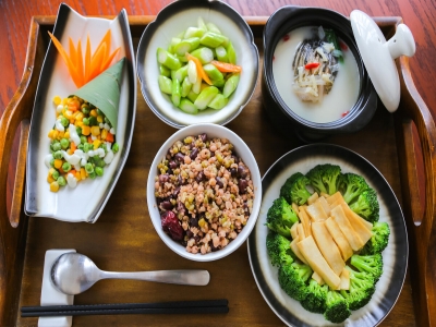 【產(chǎn)后】寶媽產(chǎn)后月子餐如何做到飲食營養(yǎng)均衡呢？